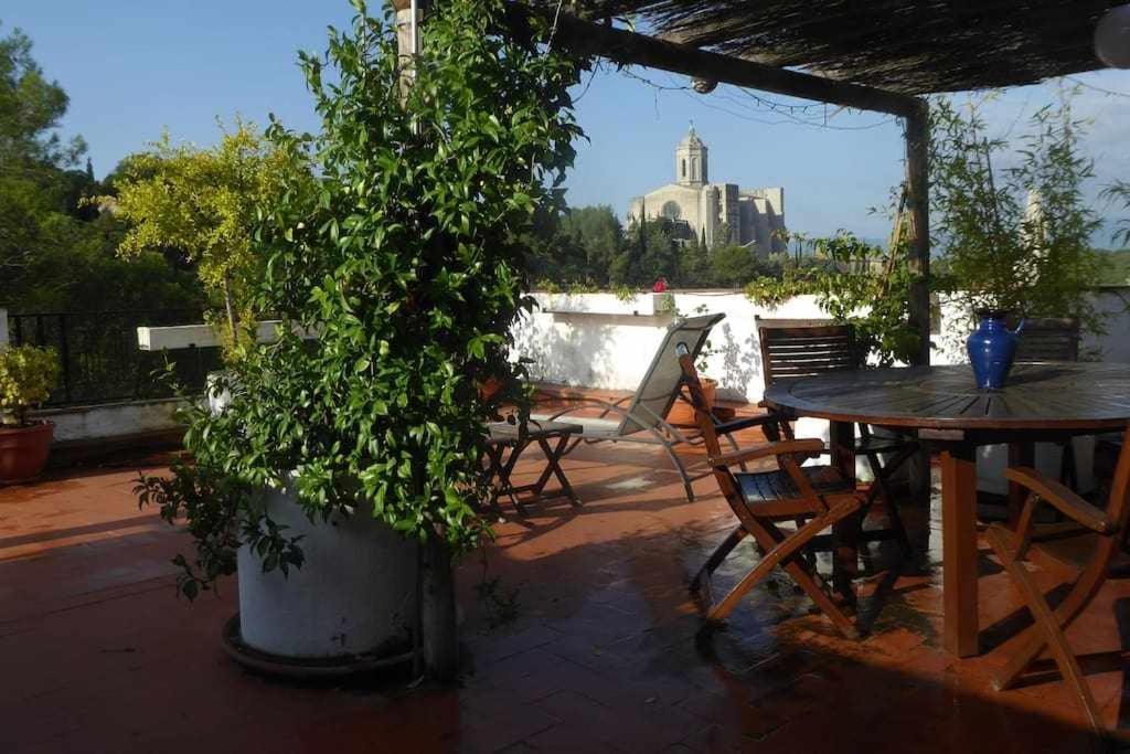 Apartamento Con Increibles Vistas Y Terraza Girona Exterior photo