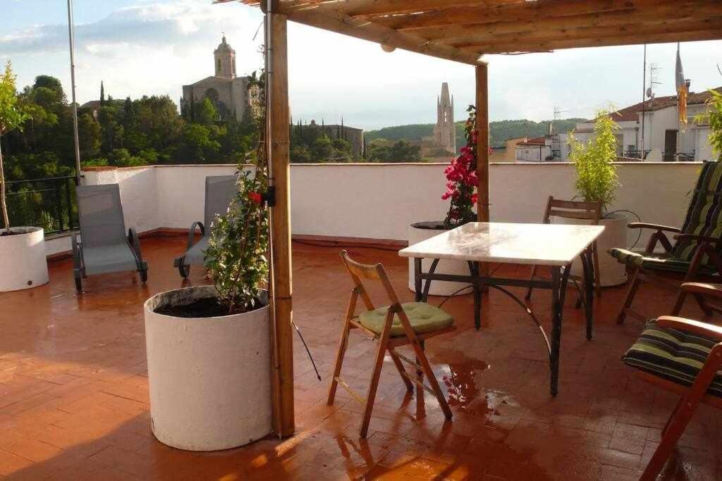 Apartamento Con Increibles Vistas Y Terraza Apartment Girona Exterior photo