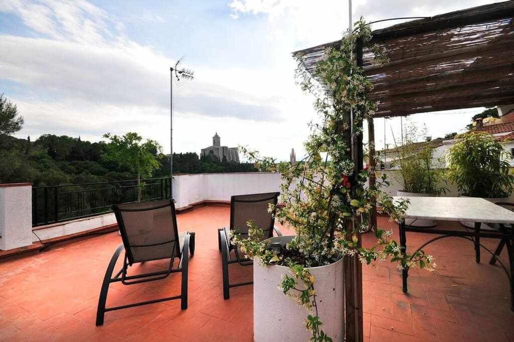 Apartamento Con Increibles Vistas Y Terraza Girona Exterior photo
